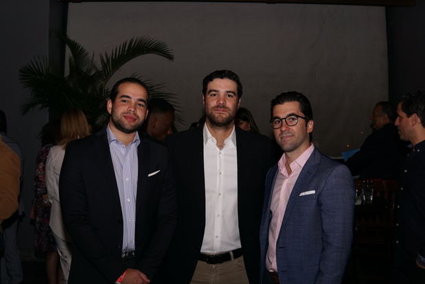 Carlos Santos, Juan Llaneza y Ricardo Tarrazo.