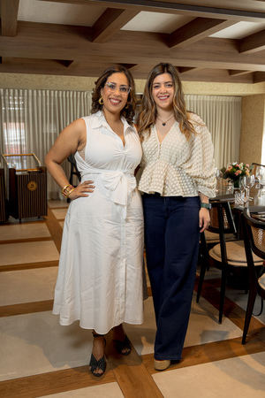  Crystal Luna  y Ana María Rodríguez.