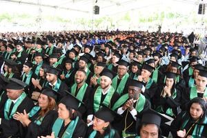 Estudiantes durante el acto de la Graduación CLXII