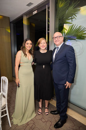 Scarlet Ortiz, Giannina Guzmán y Yamil Chame.