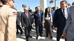 Presidente Medina pone en marcha Teleférico de Santo Domingo