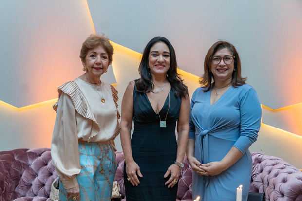 Mirta Sánchez, Maripily López y Himilce Tejada.