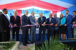 Habitantes de Jamao al Norte reciben hospital nuevo