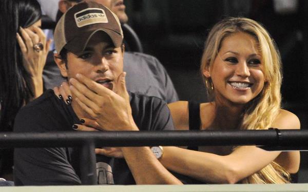 Enrique Iglesias y Anna Kournikova.