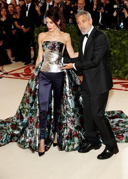 George Clooney  y su esposa Amal