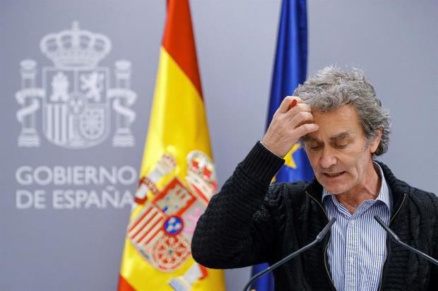 El director del Centro de Coordinación de Alertas y Emergencias Sanitarias, Fernando Simón, durante la rueda de prensa.