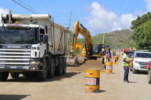 Danilo Medina constata buena marcha construcción carreteras de Puerto Plata