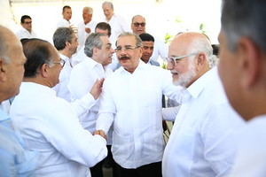 Danilo Medina encabeza primer palazo resort Margaritaville Island Reserve by Karisma.