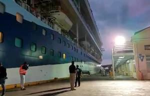 Autoridades permiten atraque de crucero para regreso de 32 dominicanos