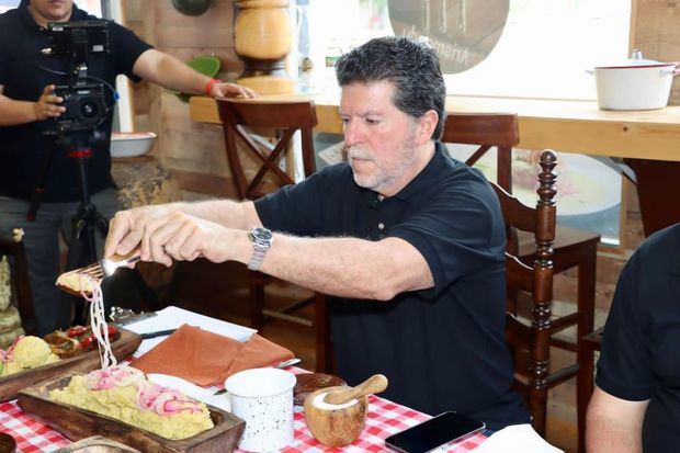 Luis Ros, en su calidad de presidente de la Academia Dominicana de Gastronomía.
