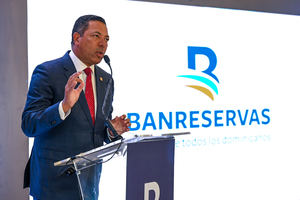 Ysidro García, subadministrador de Negocios de Banreservas.