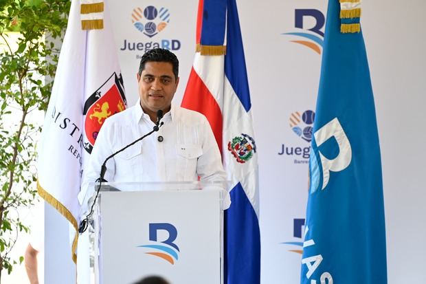 El ministro de Deportes, Kelvin Cruz.