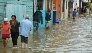 Las lluvias han desplazado a 7,285 personas y aislado a 13 comunidades