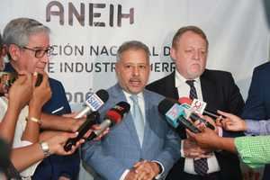 Asociación Herrera expone preocupación ante caída en el ritmo de crecimiento de la economía