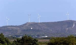 Cuba y Francia buscan impulsar energías renovables de la isla