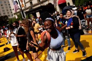 EE.UU. se une para conmemorar el fin de la esclavitud con marchas y música