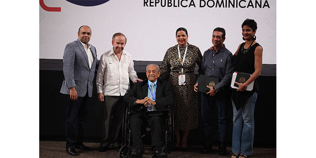 Entrega de premio Festival de Cine.