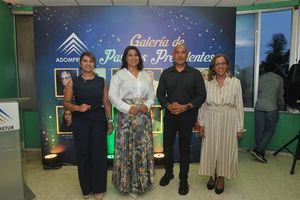 Carmen Bretón, Yenny Polanco Lovera, Salvador Batista y Mayra De Peña.