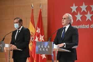 Madrid cierra su capital, pero no el enfrentamiento político