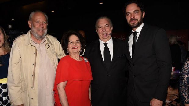 Freddy Ginebra, Gloria de Selman, el ministro Eduardo Selman y el actor Manolo Cardona.