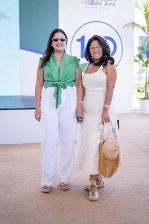 Aida Cid y Mabel Almanzar.