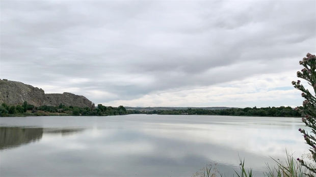 Las organizaciones ecologistas consideran 'demasiado pobre' y falto de 'compromisos firmes y concretos' para lograr las metas del Acuerdo de París el pacto alcanzado este sábado en la COP26 de Glasgow para mantener vivo el objetivo de limitar el calentamiento global en 1,5 grados para 2100.