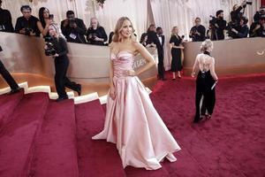 Hollywood elige el silencio político en los Globos de Oro, evitando confrontaciones con Trump