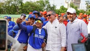 Neney Cabrera inaugura Torneo de B&#233;isbol Propeep con participaci&#243;n de 48 ligas deportivas