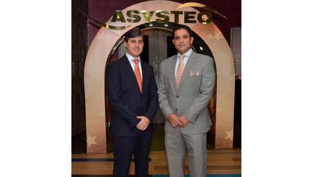 Asystec realiza fiesta de fin de año con clientes con motivo del 23 Aniversario de la Institución 