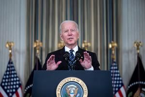 Biden coloca la reducción de la inflación entre sus 