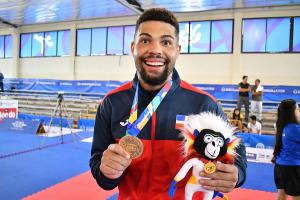 Anel Castillo reedita su título de campeón karate Barranquilla