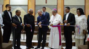 Danilo Medina entrega Templo Parroquial a feligreses Los Guaricano