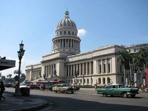 La Revoluci&#243;n cubana cumple 60 a&#241;os atrincherada nuevamente ante EE.UU. 