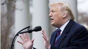 Donald Trump amenaza con que el cierre federal se prolongue 