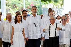 El rey Felipe VI pone de moda la guayabera