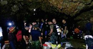 Completado el rescate de los 12 niños y su tutor atrapados en cueva de Tailandia