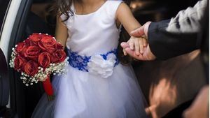 Recogen firmas en contra del matrimonio infantil 