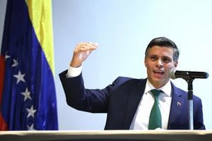 Leopoldo López pide a Venezuela no perder la esperanza y convoca protestas