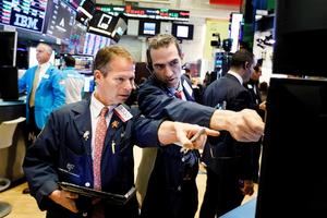 Wall Street da la vuelta y cierra en verde, impulsado por las tecnológicas