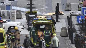 Se extienden los ataques terroristas: un muerto en Alemania y otro en Finlandia: por apu&#241;alamiento