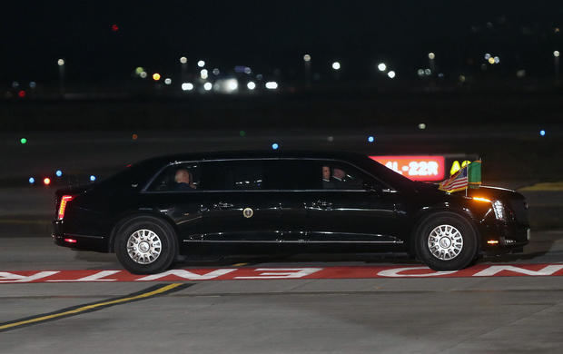 El presidente de México, Andrés Manuel López Obrador y su homólogo estadounidense, Joe Biden, fueron registrados luego de abordar un vehículo de seguridad y ser trasladados a un hotel en Ciudad de México, México.