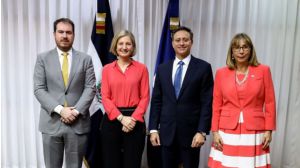 Jean Rodríguez recibe delegación de la OEA