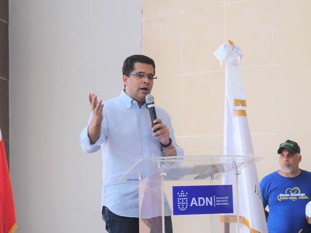 Alcalde del Distrito Nacional, David Collado.