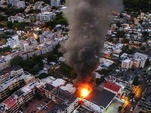 Un incendio consume una fábrica de velas en la capital sin dejar víctimas