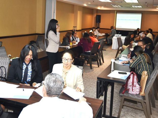 Representantes de los sectores empresarial, gubernamental, académico y sociedad civil asistieron a la consulta – taller de arranque de la Iniciativa ICAT-A.