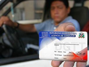 Anuncian implementación de nuevo sistema expedición licencia de conducir