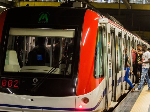 Línea 2 del Metro de Santo Domingo se ve ralentizada por un problema técnico