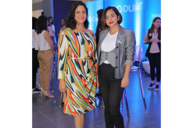 Nathalie Hernández y Diana Suriel.