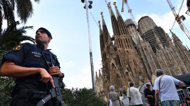 Policía catalana busca al terrorista.