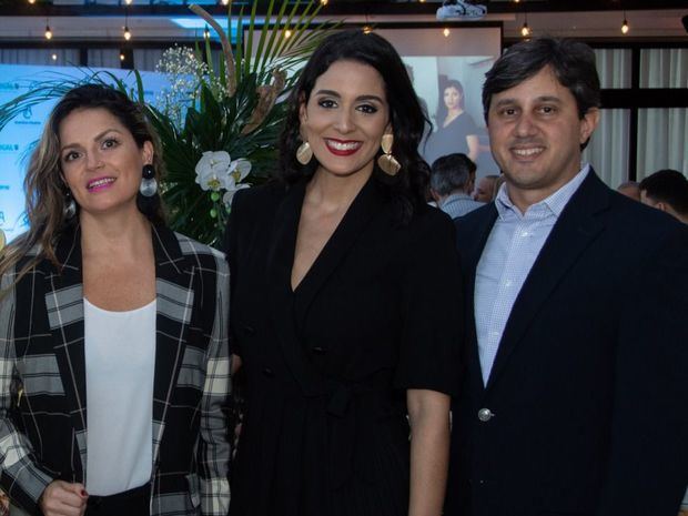 Adriana Jimenez, Laura Perez Rojas y Raymond Marcelino.